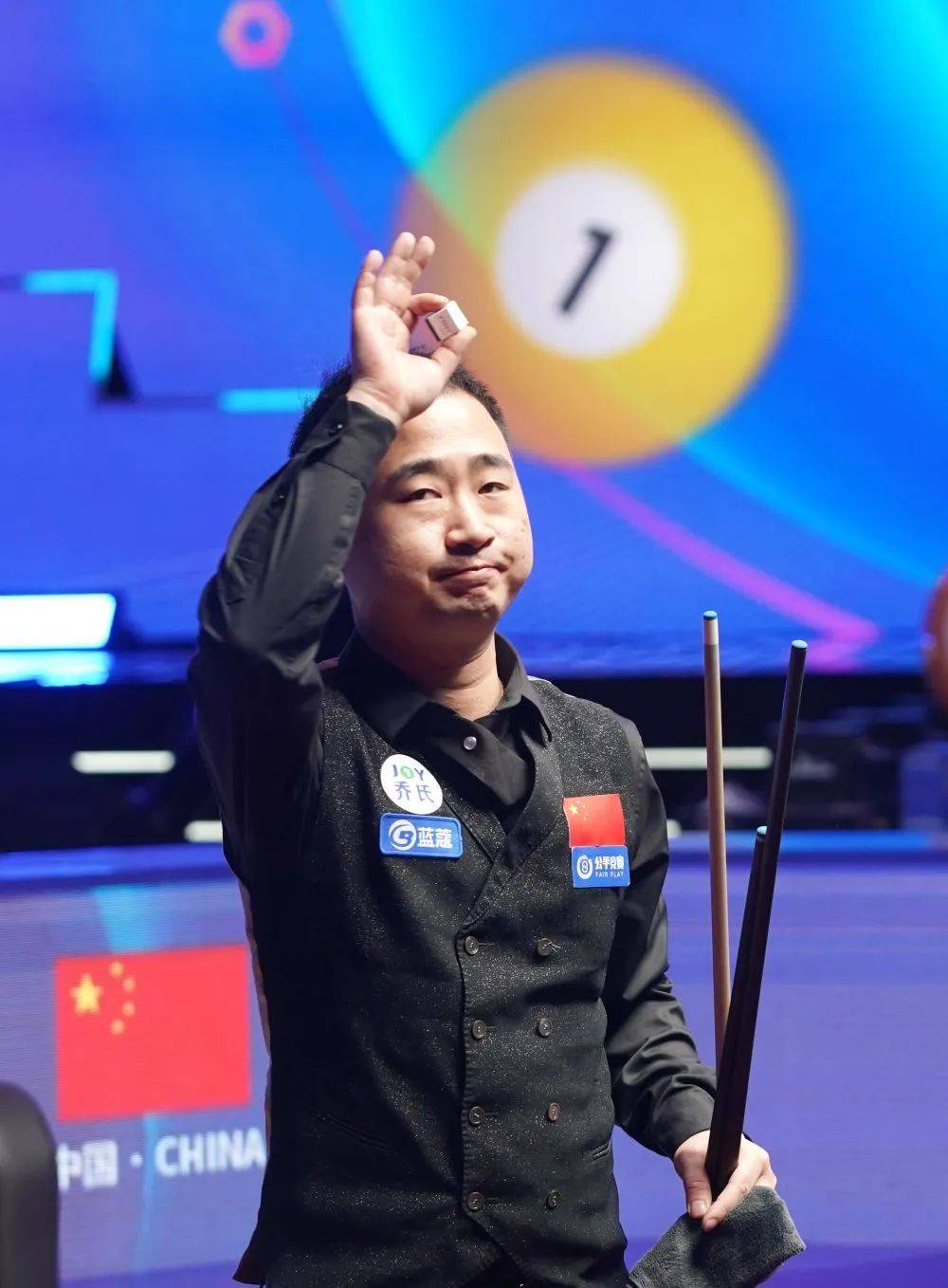 赛事悬念依 赛事悬念依